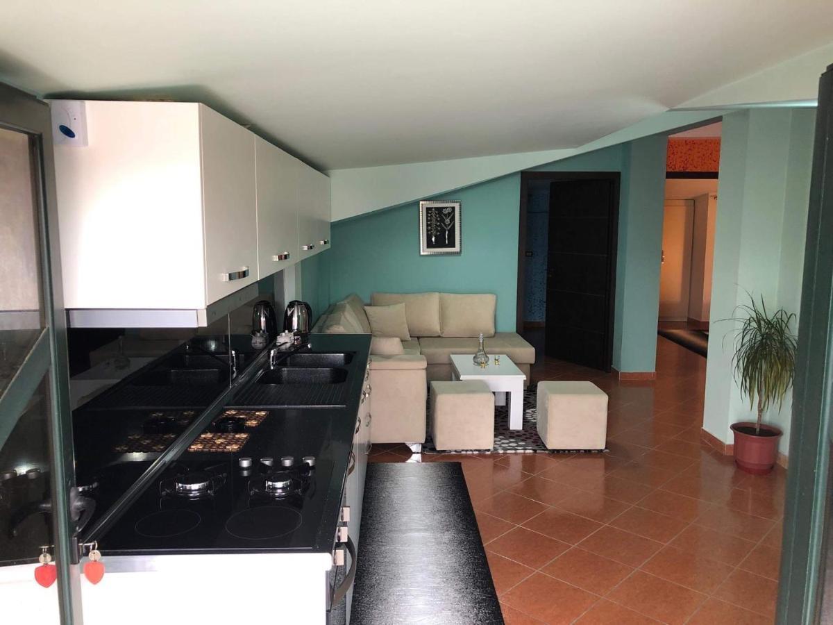 Modern Apartment By Ceni, Elbasan Bagian luar foto