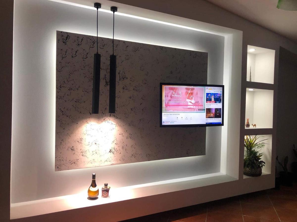 Modern Apartment By Ceni, Elbasan Bagian luar foto